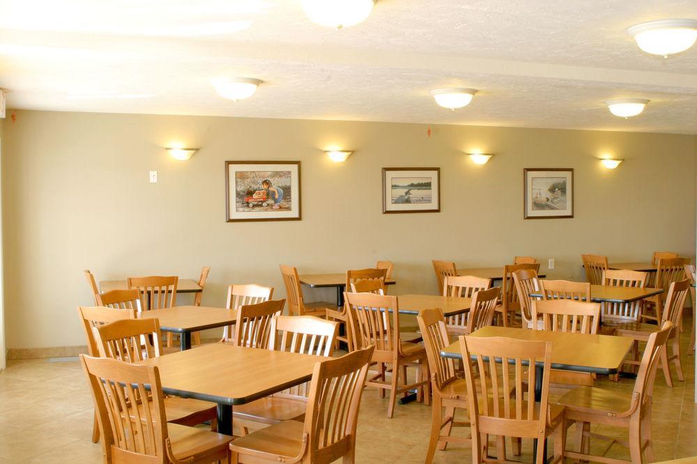 Auberge Bouctouche Inn & Suites Eksteriør billede