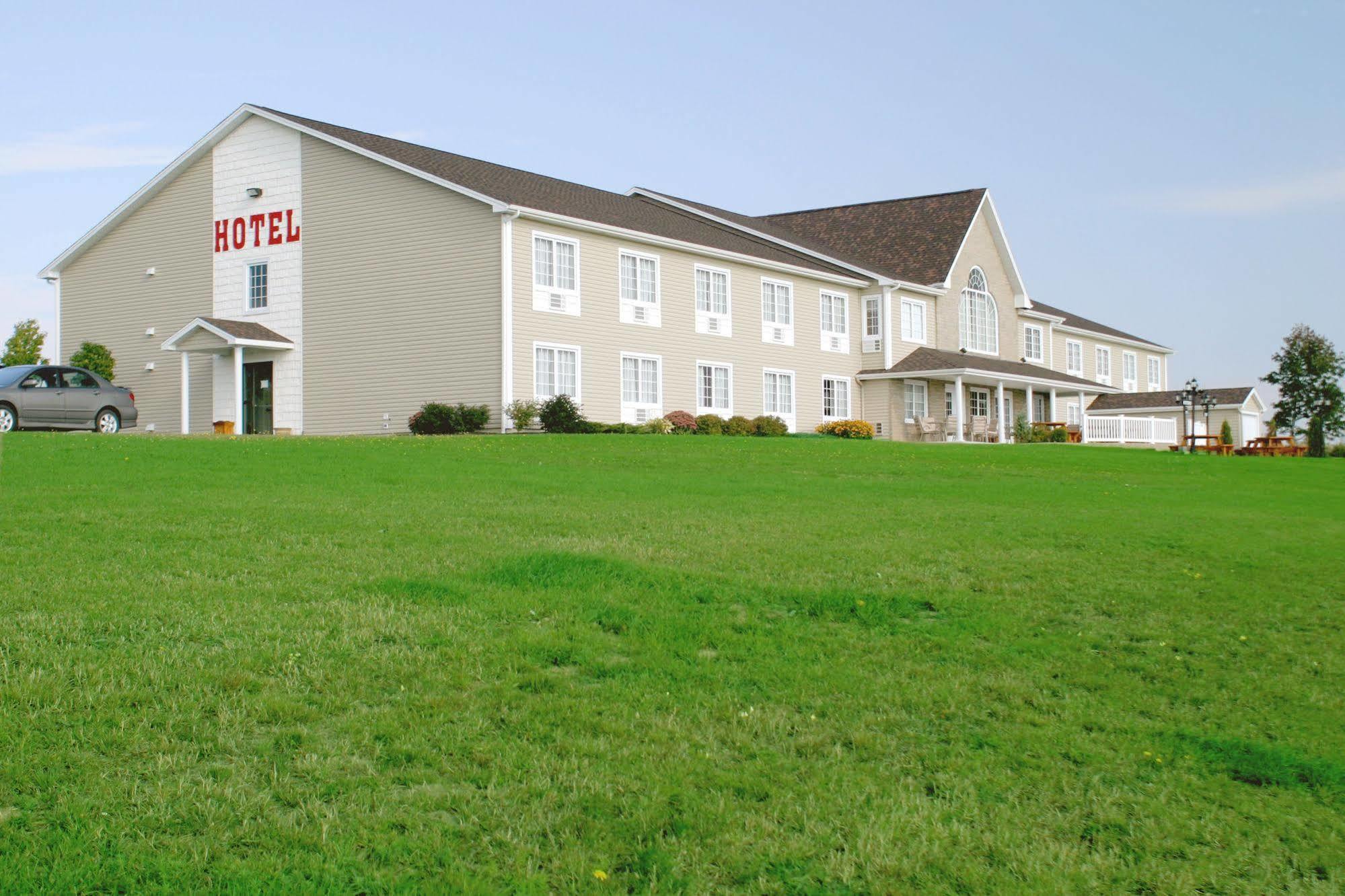 Auberge Bouctouche Inn & Suites Eksteriør billede