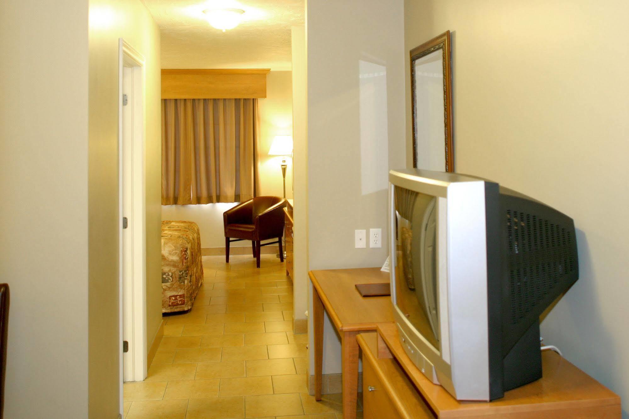 Auberge Bouctouche Inn & Suites Eksteriør billede